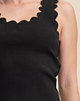 Scallop Wave Knit Top-Black