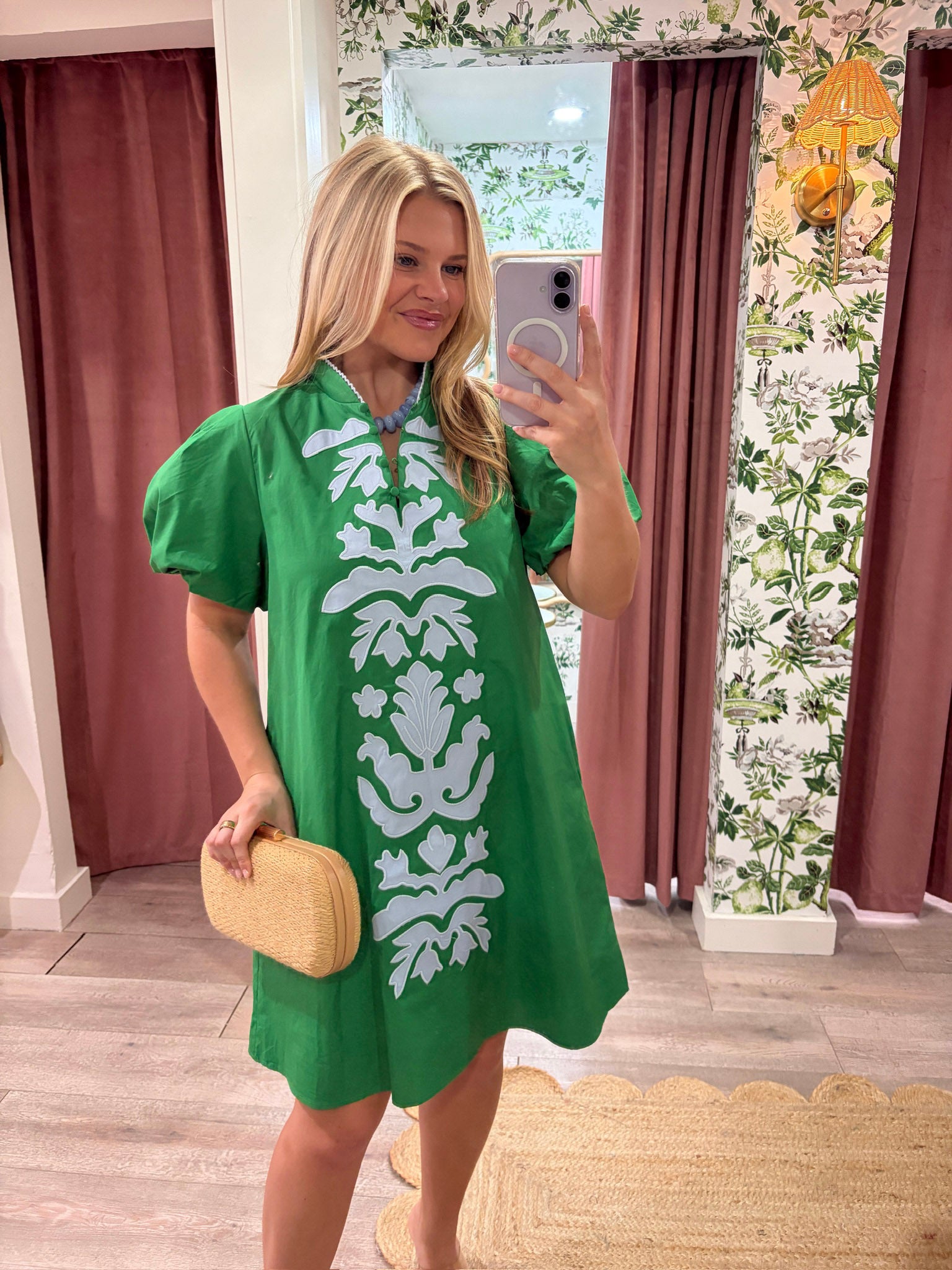 kelly green shift dress Floral applique shift dress: KELLY GREEN