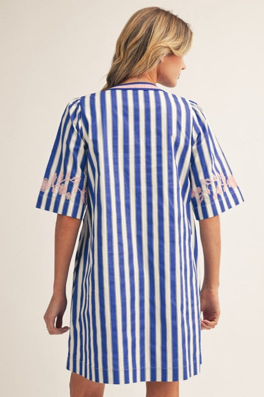 Riviera Maya Embroidered Shift Dress