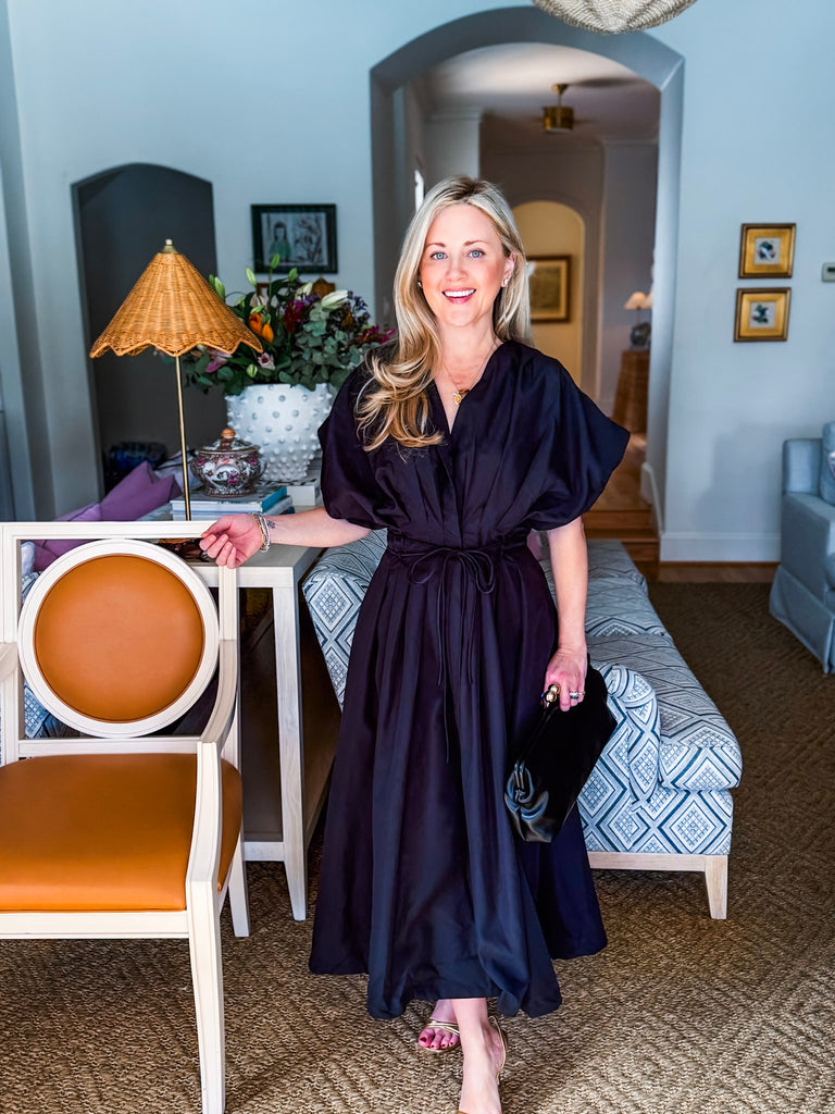 Soho Stroll Pleated Midi Dress-Black