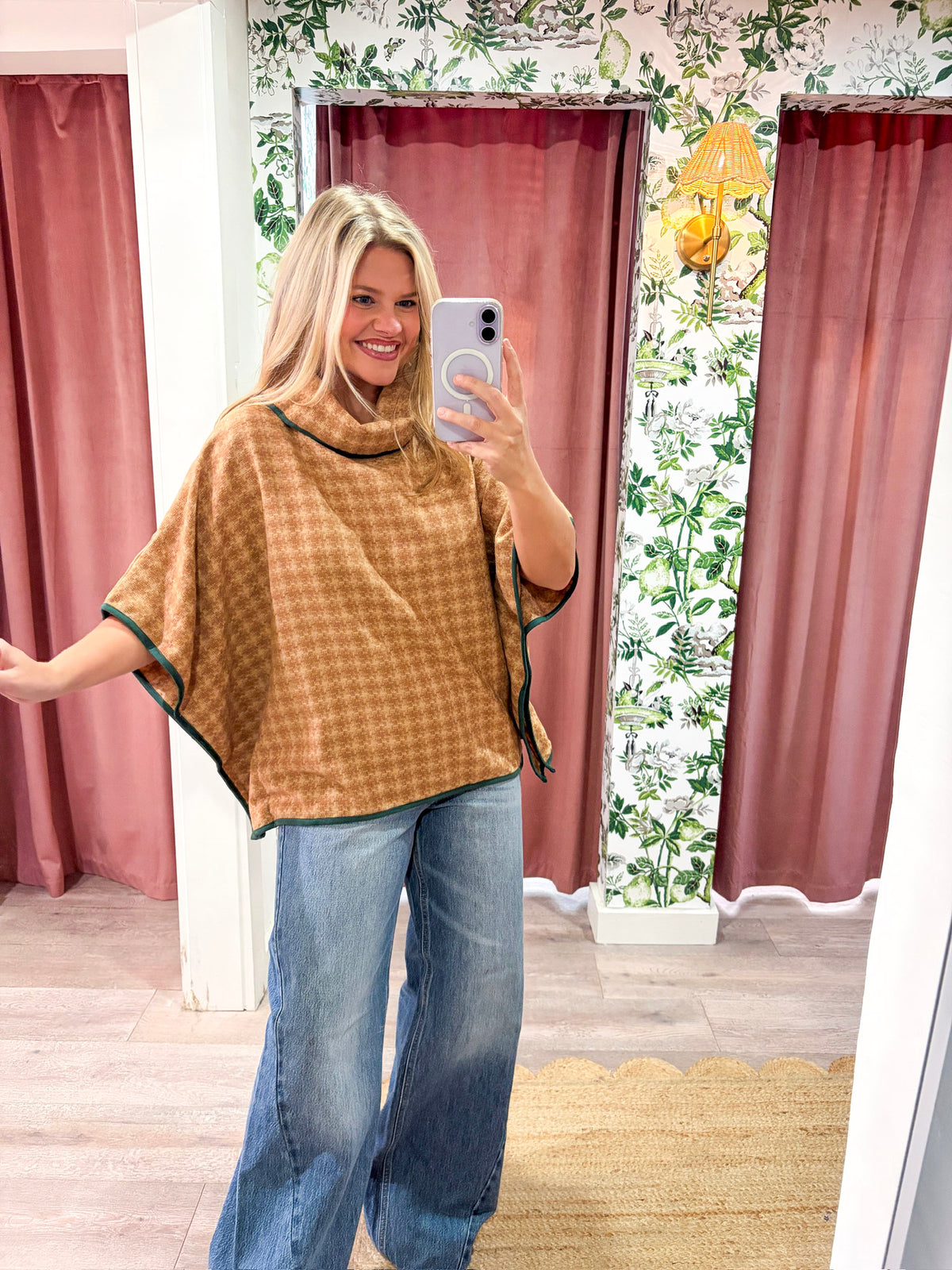 Fairhaven Short Sleeve Poncho