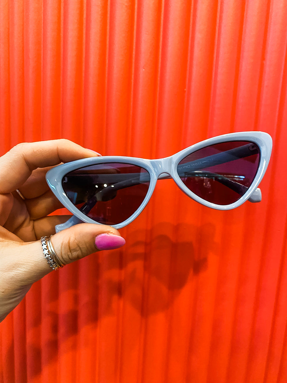 Modern Sharp Cat Eye Sunglasses- Light Blue