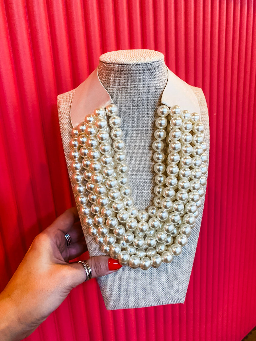 Chunky Beaded Necklace- Cream