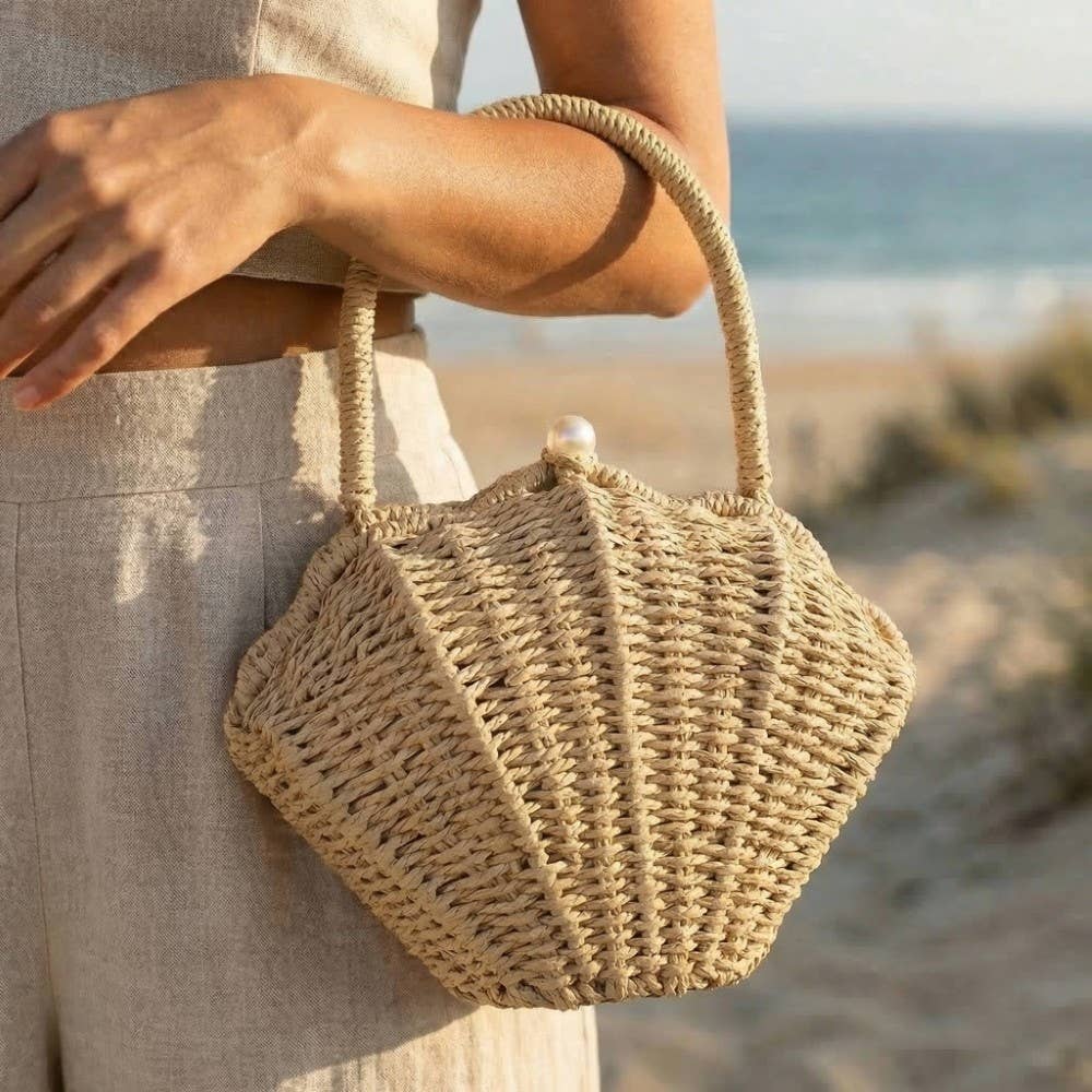 Straw Shell Braided Handle Bag