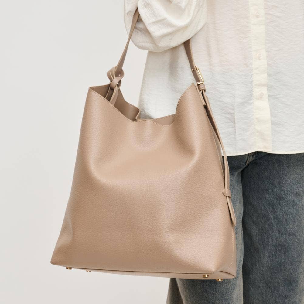 Zelda Hobo- Taupe