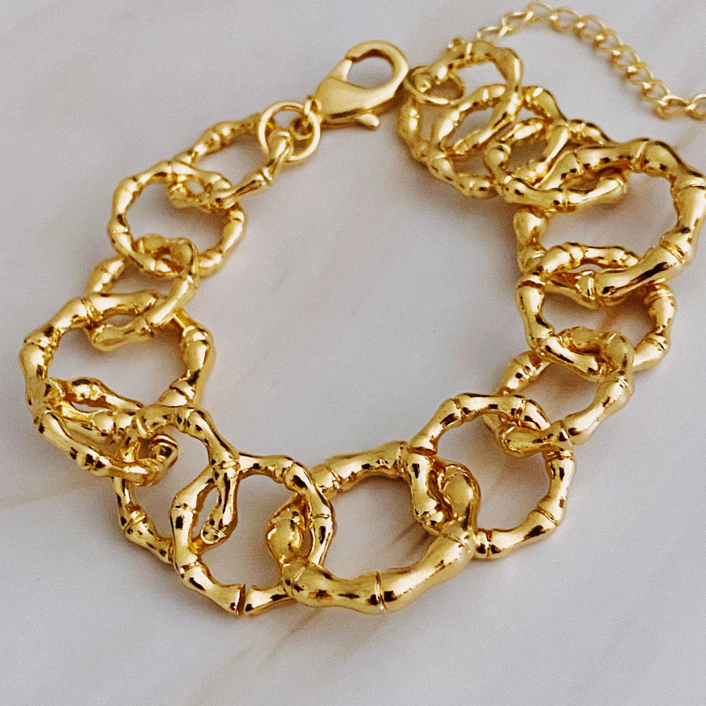 Artfully Linked Bracelet