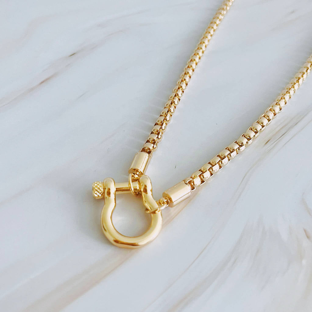 Luxe Pendant Box Chain Necklace- Gold