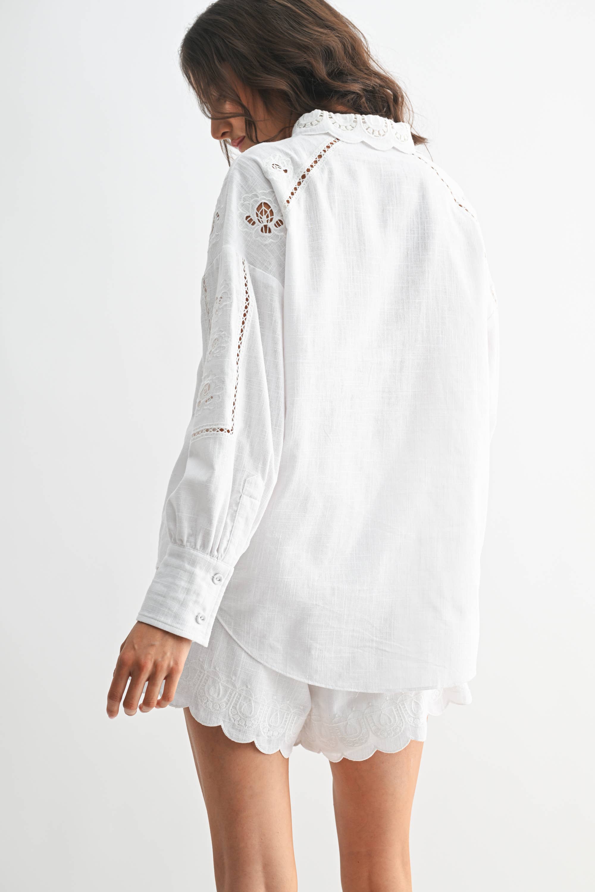 Western Romance Short Set- White