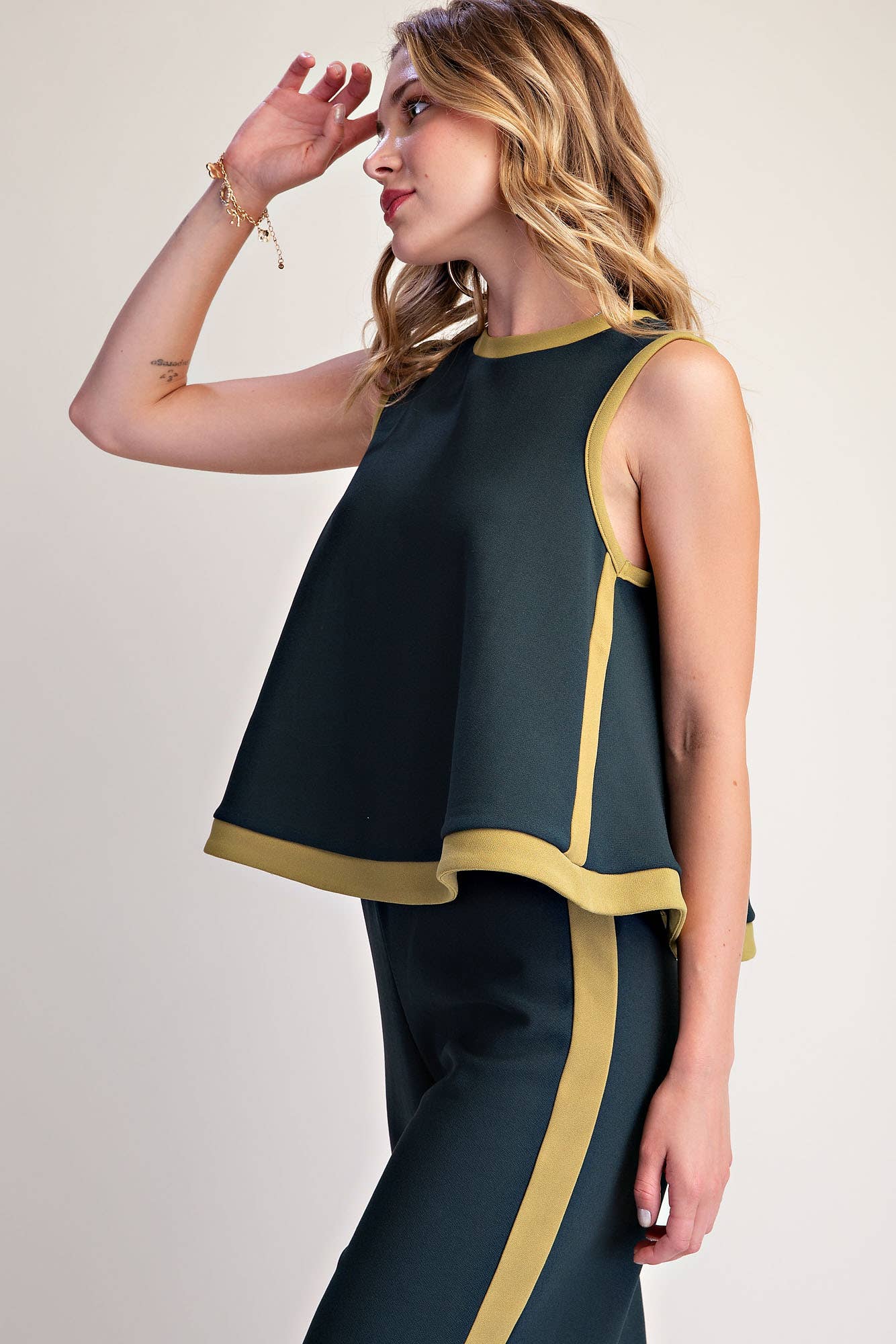 Soft Motion Knit Top-Hunter Green
