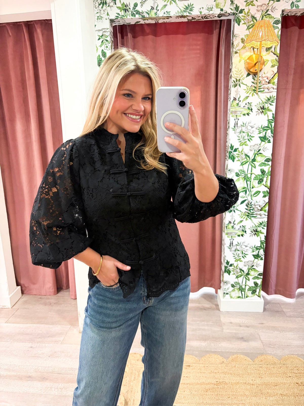 The Mandarin Lace Top-Black