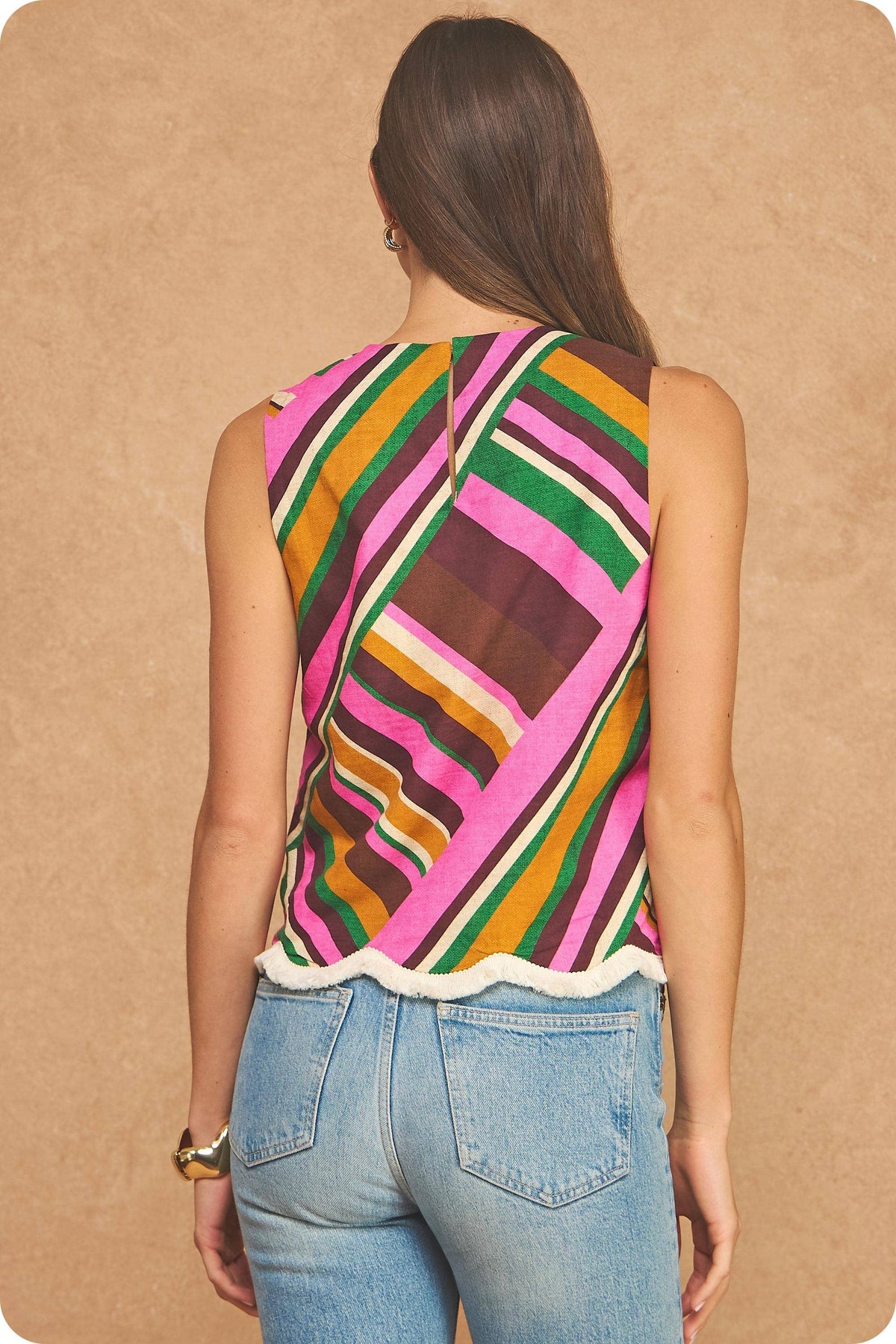 Kaleidoscope Scallop Top