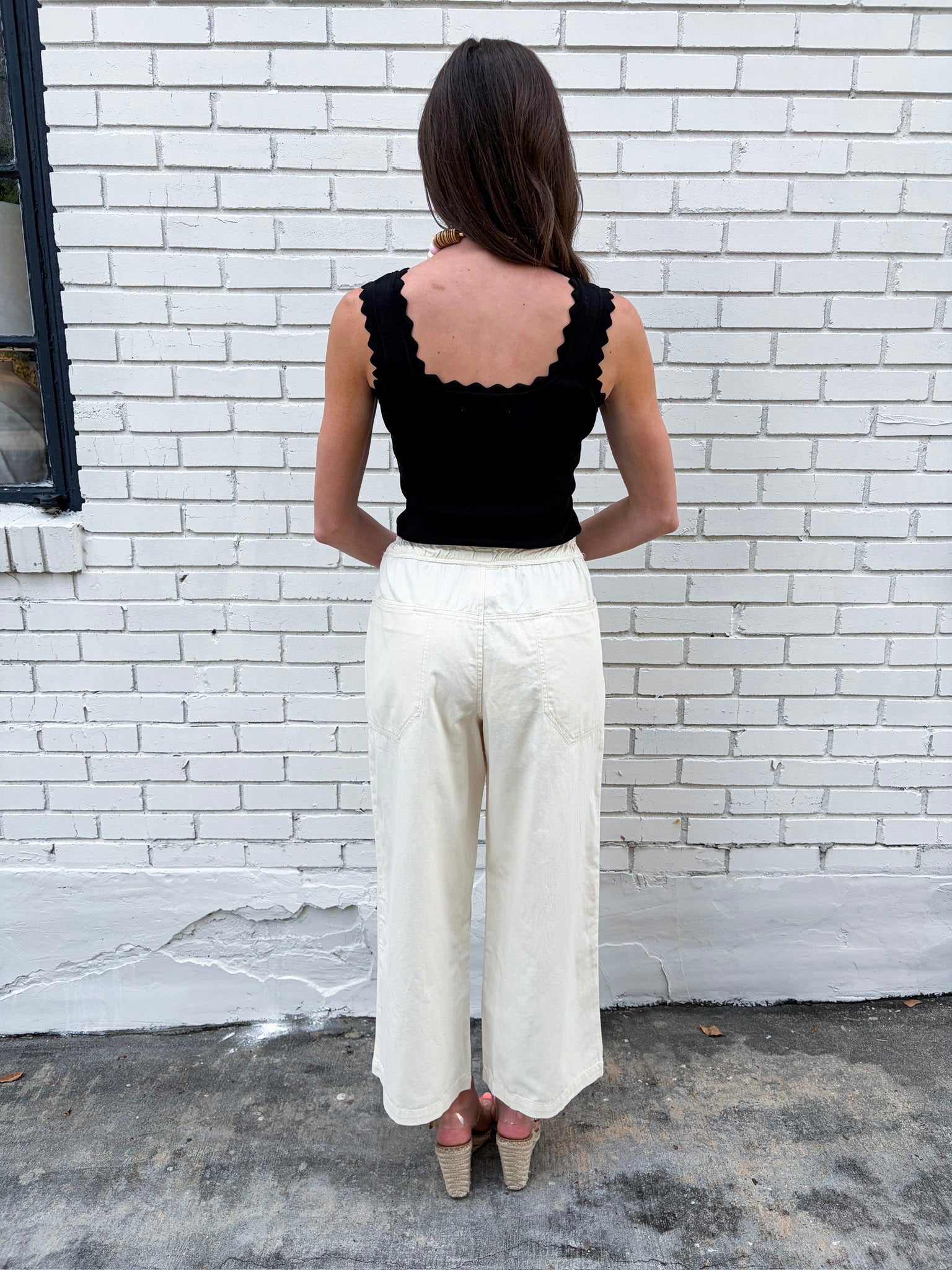 Lila Scallop Knit Top-Black