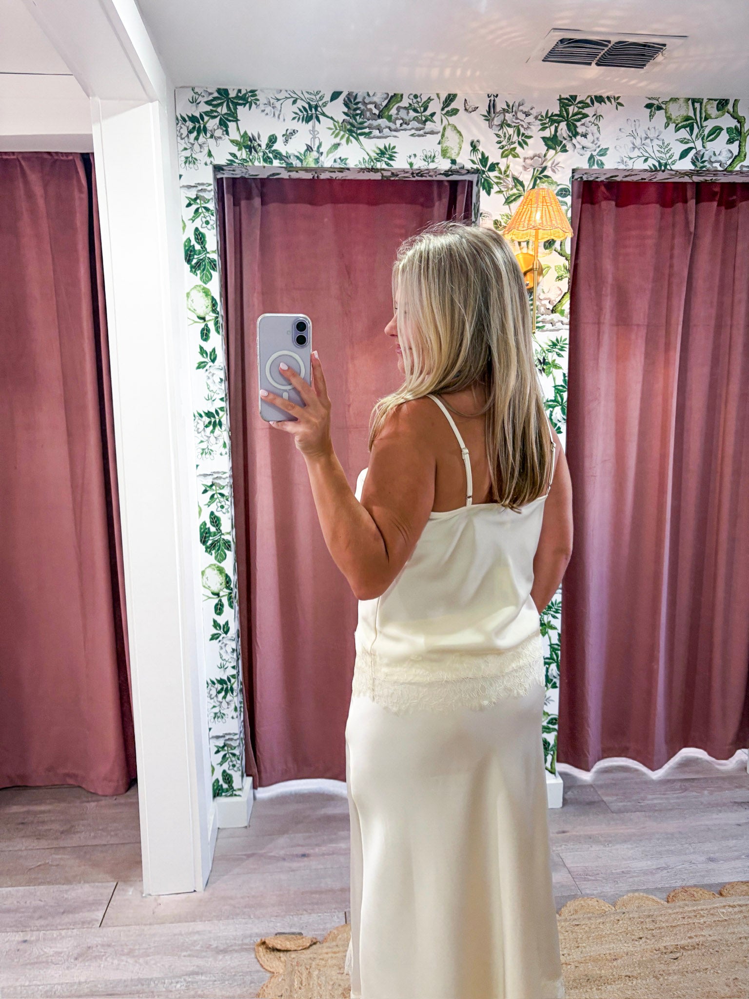 Lace Allure Midi Skirt-Cream