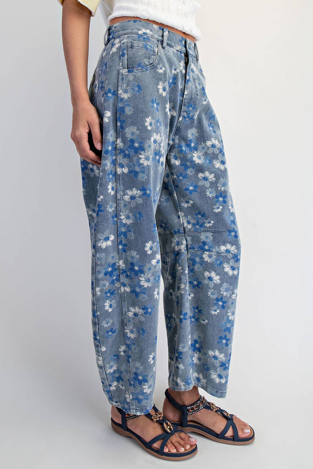 Cloverfield Barrel Jeans