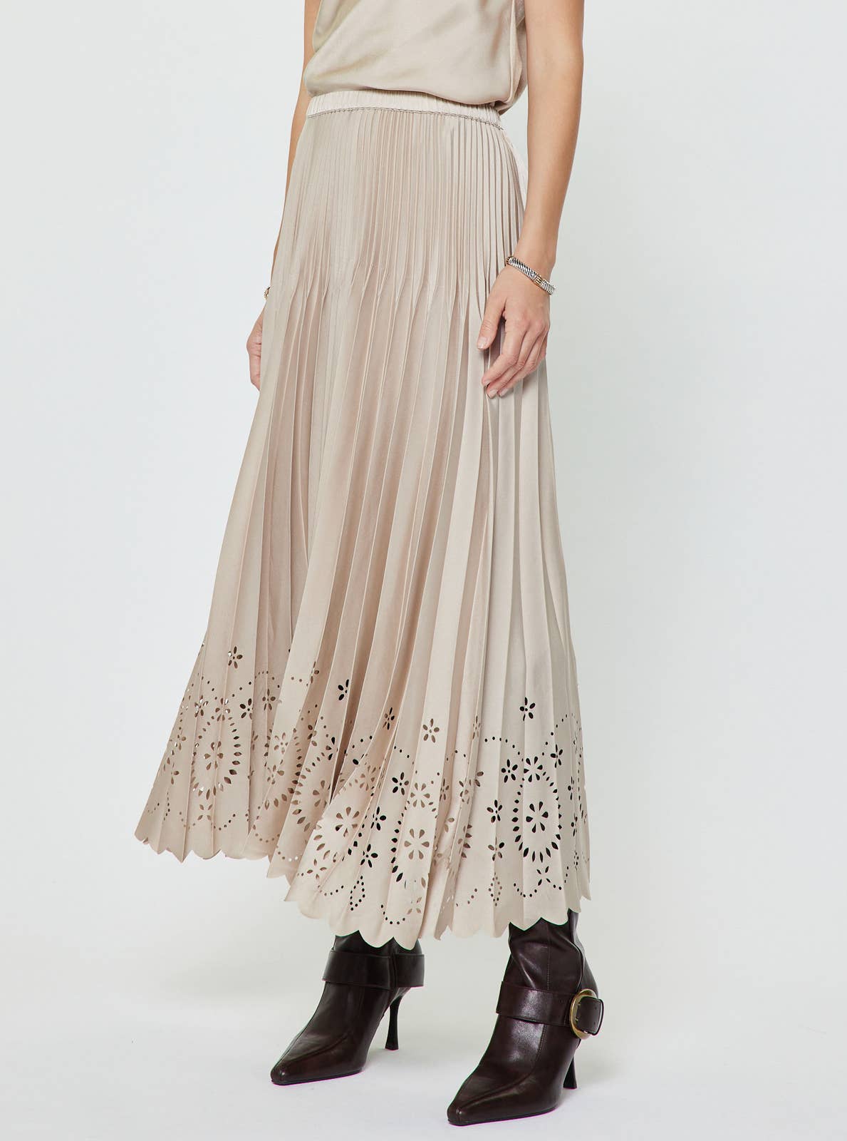 Amour Pleated Midi Skirt