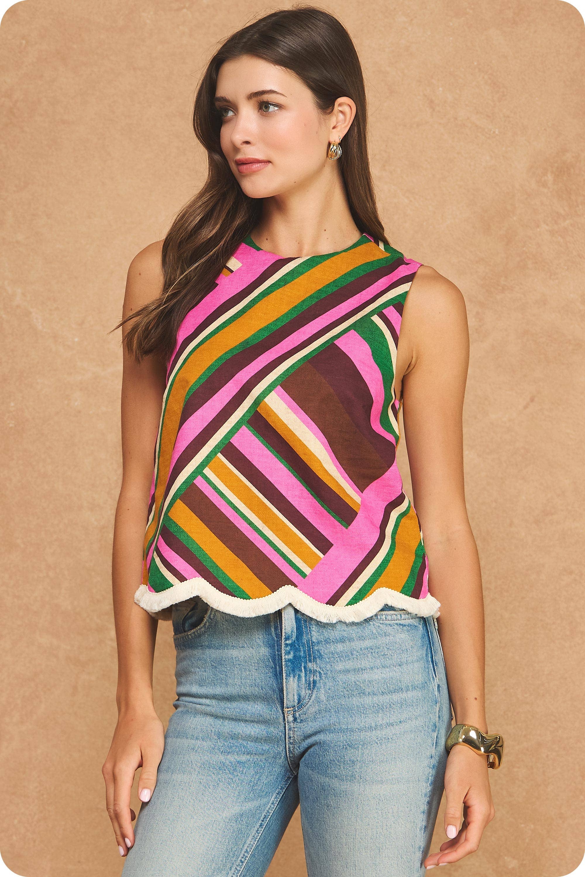 Kaleidoscope Scallop Top