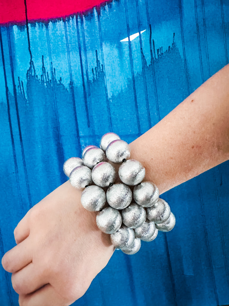 Big Ball Stretch Bracelet- Matte Silver