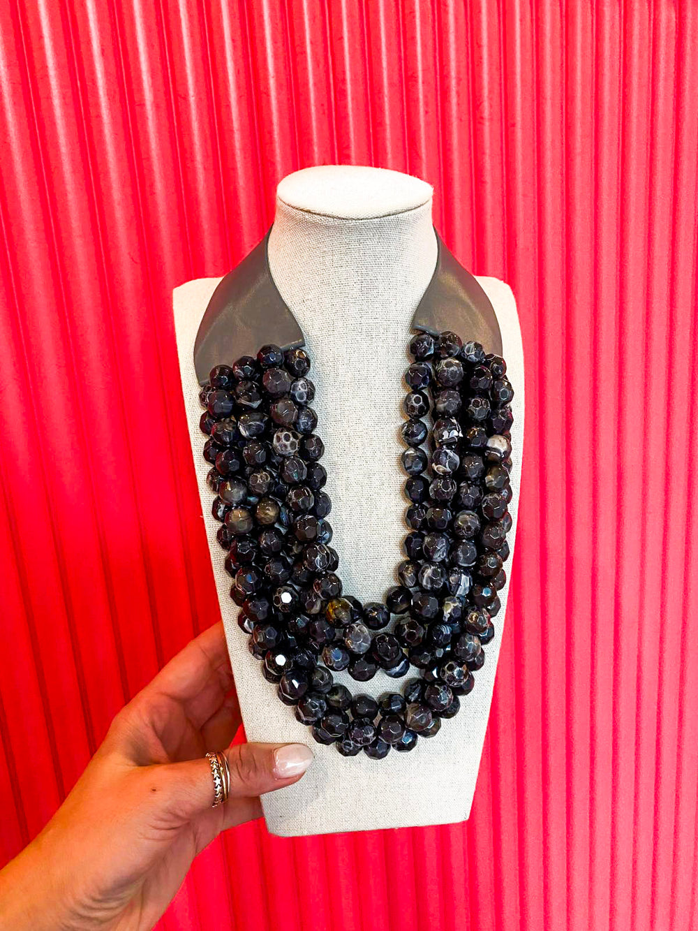 Chunky Beaded Necklace- Black