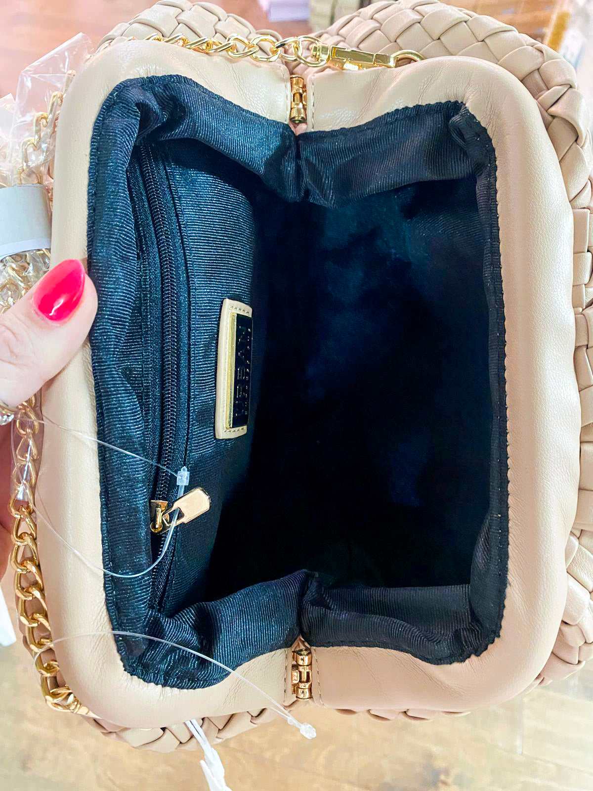 Tate Woven Frame Clutch-Black