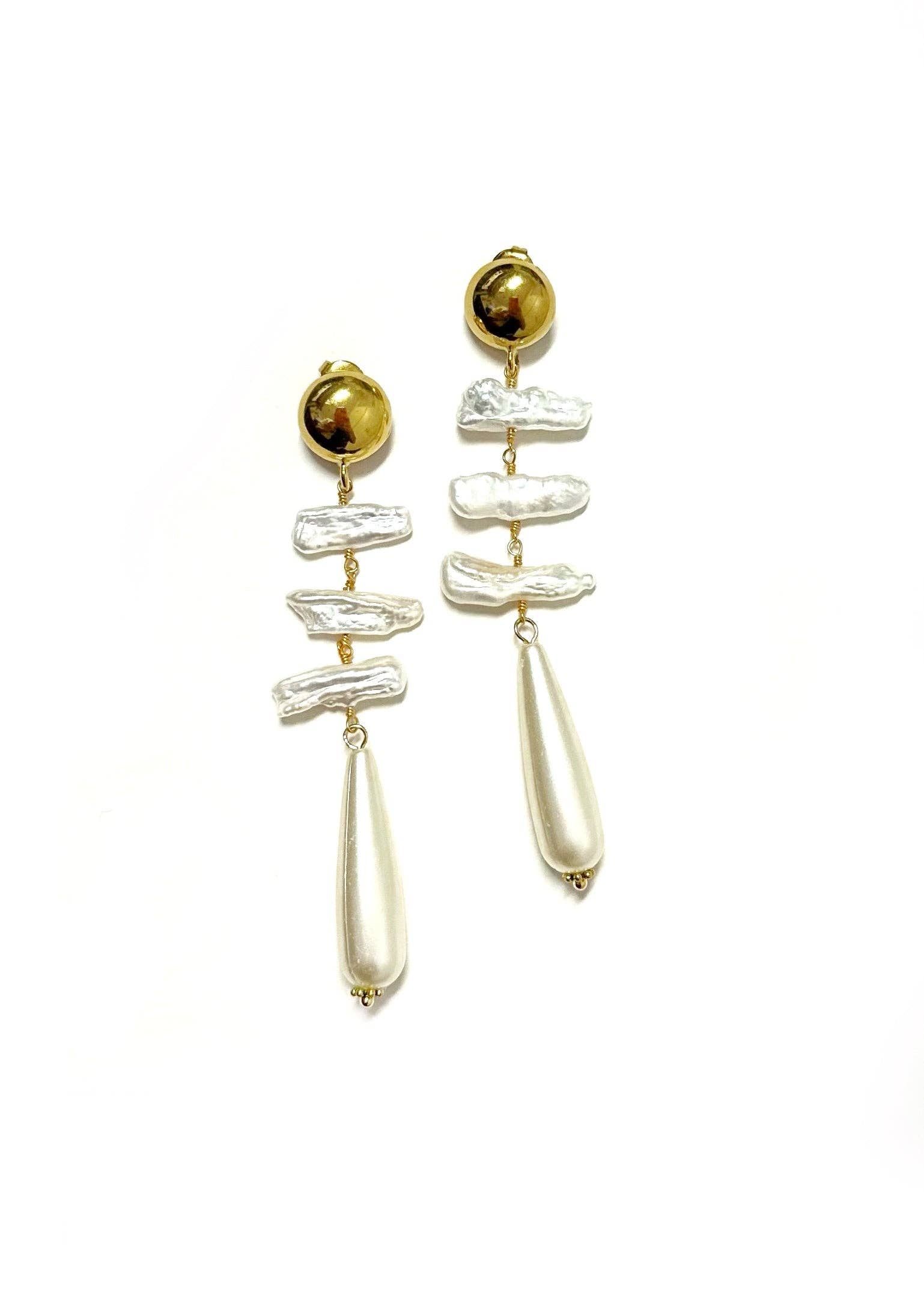 Meryl Pearl Earrings