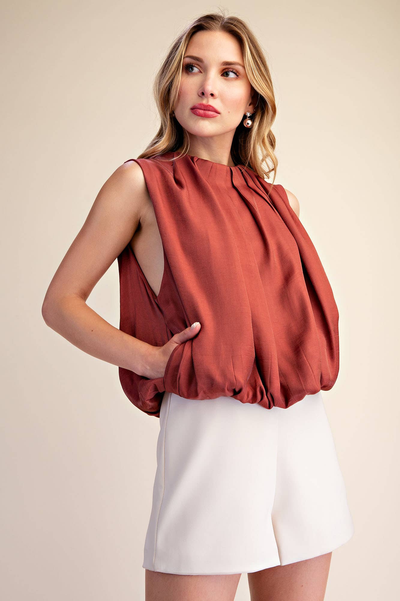 Estelle Pleated Balloon Top-Rust