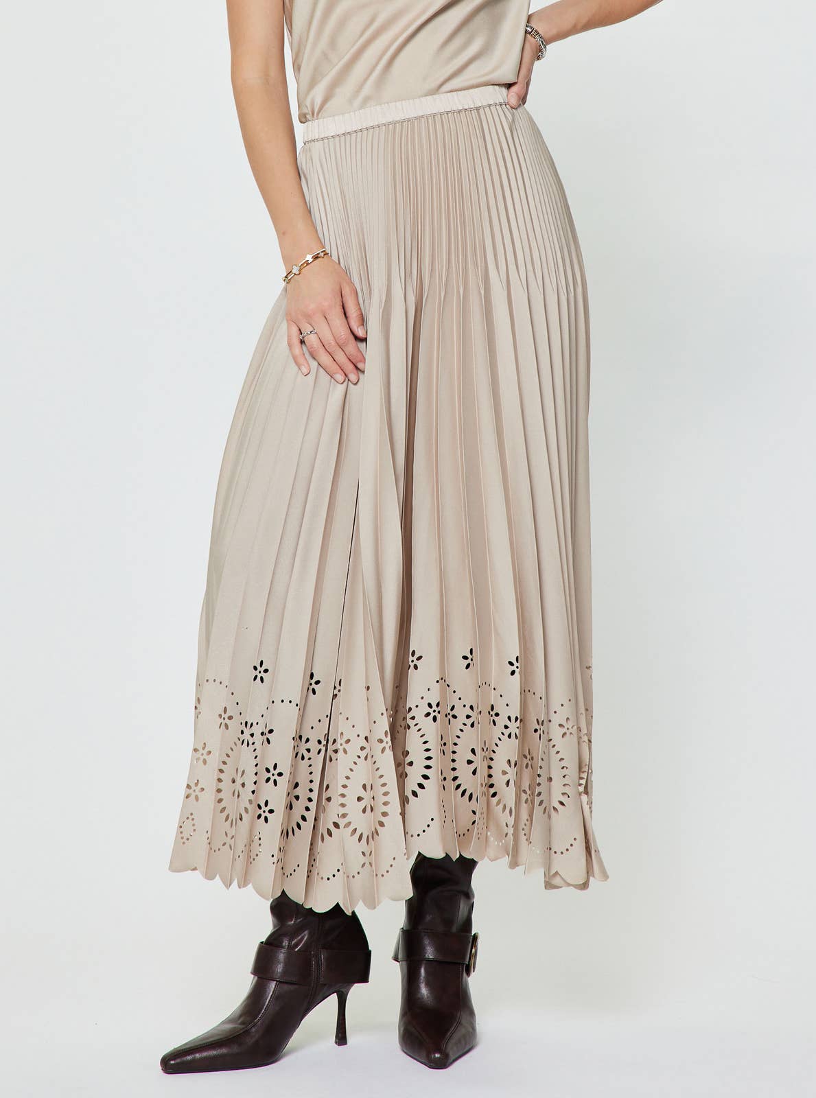Amour Pleated Midi Skirt