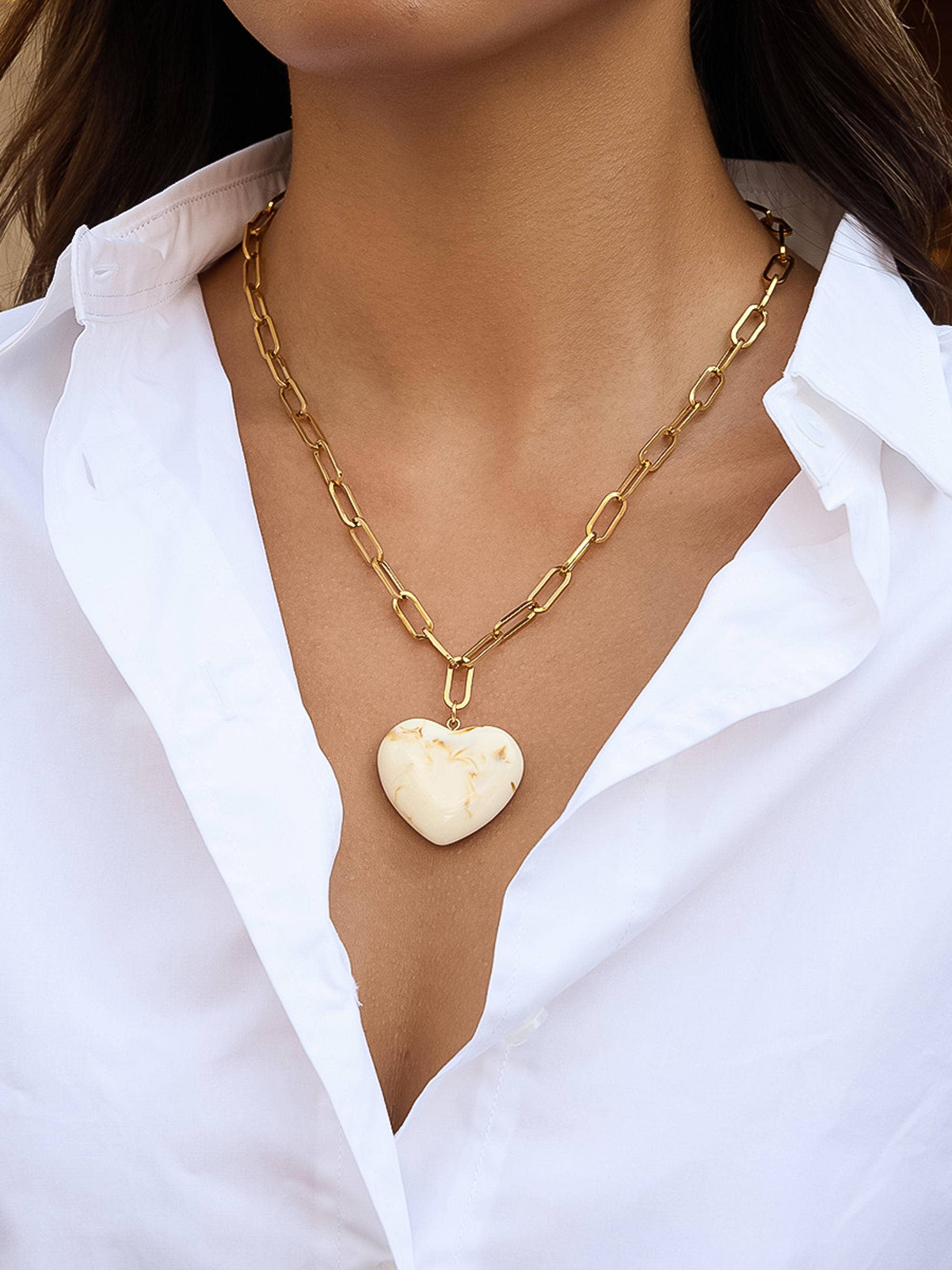 Rouelle Heart Chain Necklace